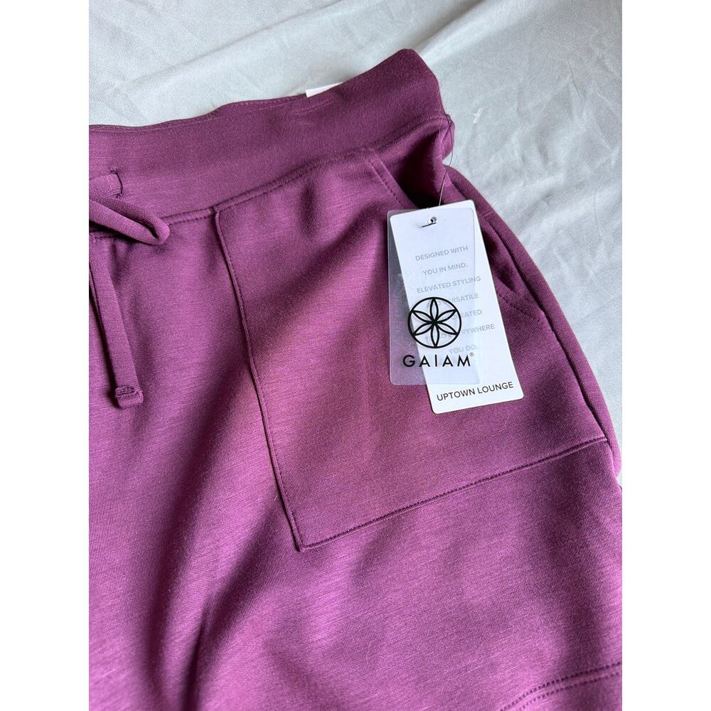 Gaiam uptown lounge hudson short women's size M NWT - Picture 2 of 6